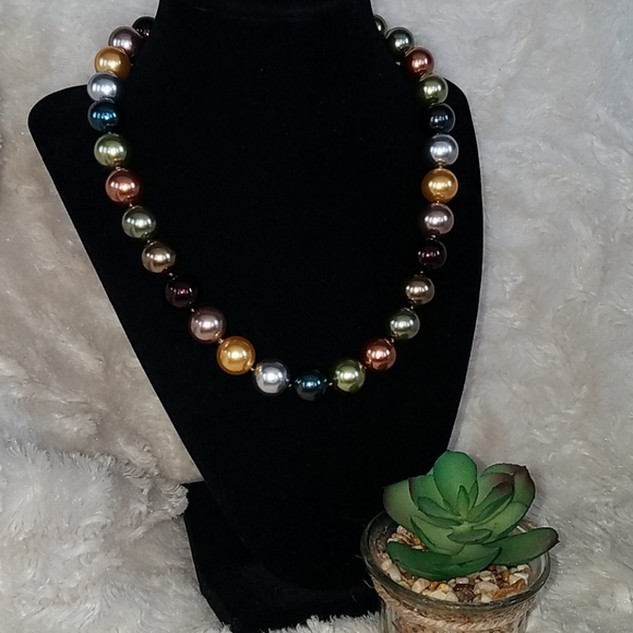 EUC Kenneth Jay Lane 2009 Pearl Necklace - Picture 2 of 8